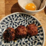 秋元屋 - つくね卵黄付