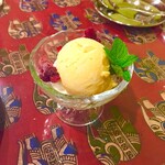 リトルスパイス - 唯一残っていた、2022/5/4撮影の写真。今より豪華なアイスでしたね( ＾∀＾)