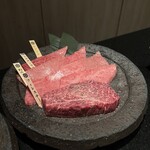 しゃぶしゃぶ すき焼き 焼肉　兜　奥座 - 