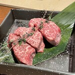 個室焼肉 味覚園 - 