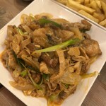 アオザイレストラン - カエルの炒め物