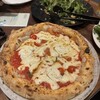 Trattoria e Pizzeria De salita 赤坂