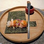 煙や - 越前がに刺しとウニの手巻き寿司