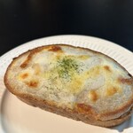 NILS BAKERY - サーモンスピナッチ