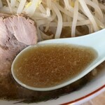肉汁らーめん 公 - まずはプースーから…（そんな背脂浮いてないな）