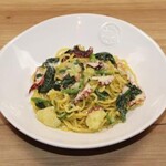 タコとジャガイモの麹ジェノベーゼ