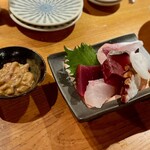 都民酒場魚金 - 塩辛の柚子胡麻和え
いいとこどり 一人前