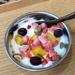 CHOUTARA - ドライフルーツとナッツがたっぷりで美味しい