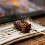 焼鳥 かもしや - 中落ち、濃厚