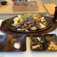 近江牛もりしま 寛閑観ここ滋賀店 - 