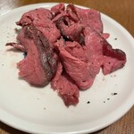 スタンドローキー 吉祥寺 - 程よい塩味のローストビーフ