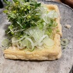 スタンドローキー - 京揚げ。薬味が効いたお気に入り。