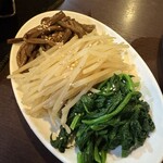 三宿トラジ - ナムルは気づいたら無くなってるような美味しさ