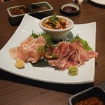 炭火焼鳥しげ 泉店 - 