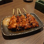 炭火焼鳥しげ 泉店 - 