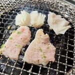 焼肉ホルモン はねいし - 