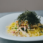 パスタ フレスカ ダンメン - 12_ベーコンとしめじのわさびクリーム