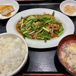 福味居 - 料理写真:豚ニンニク茎炒め定食 850円