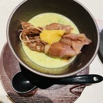 食堂 遊食刻 - 「小菜」680日圓含稅♫ 價格實惠呢，哈哈