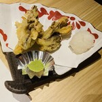 食堂 遊食刻 - 「舞茸天婦羅」780日圓含稅♫ 這樣的份量是不是太少了呢，哈哈