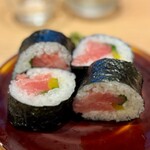北陸金沢回転寿司 のとめぐり - トロたく巻き