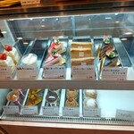 Mista Corta - ケーキ！全部食べたい