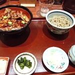 蝦夷前そばと豚丼 北堂 新千歳空港店 - 豚丼（バラ）とミニそばセット