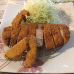 Tonkatsu Semmon Temman - 六白黒豚180g。カボチャと茄子のフライも付きます♪