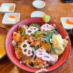 お食事処まるに - 