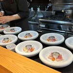 しまなみふれんち Murakami - カウンター越しに見えるオープンキッチン(๑´ω`ﾉﾉﾞ✧