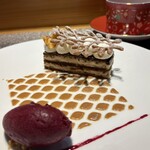 しまなみふれんち Murakami - ✣シェフ特製デザート✨️
      カシスのシャーベット＆チョコレートケーキ(ㅅ´∀`*) 