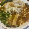 駅ラーメン 華