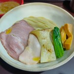 鶏paitan 心麦 - キノコ香る鶏ポルチーニつけ麺