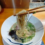 青波 - 長浜ラーメン風豚骨ラーメン