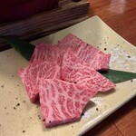 虎壱精肉店 - 