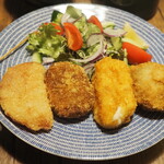 肉の森田屋 - 貝柱フライは串だけ(笑)、ハムチーズ、ビーフコロッケ、カニクリームコロッケ、すき焼きコロッケ