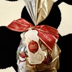 リンツ ショコラ ブティック＆カフェ - ファミリーパック3240円