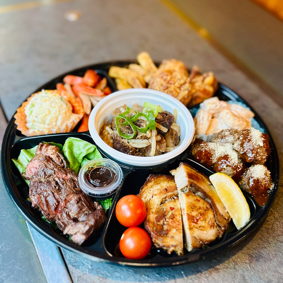 本日限定値下げ★☆ミニチュア☆★お好み焼き　もんじゃ　鉄板　机　椅子　フィギュア 写真 : 鉄板バル・お好み焼き・もんじゃ 粉と水 （こなとみず【旧店名