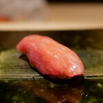 鮨 一永 - 鮪(大間) 大トロはがし 握り