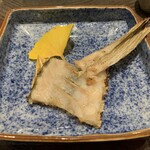 う越貞 - 白甘鯛の中骨