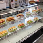 ライブコッペ亭 - ショーケース。食品サンプル。