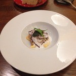 パッパーレ - フォアグラのソティー  焼きリンゴ添え