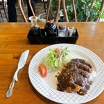 イタリアンカフェ・カプリ - 調味料、カツカレー