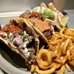 ブルー エントランス キッチン - 