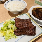 牛たん料理 閣 三越前店 - 