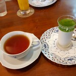 Cafe Salon de The OKA - デザートと紅茶