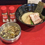 寝飯 - 