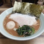 横浜家系らーめん 武源家 - 『半熟味玉らーめん並』