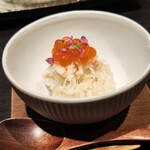 博多 壽司吟 - ズワイガニと醤油いくら
