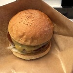 NiKi★DINER - 【2025.12.３(水)】Niki★チーズバーガー（単品）1,730円